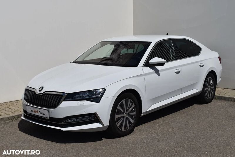 Alb Utilizat 2021 Skoda Superb Style Berlinǎ | 26.600 EUR - Imagine 1/4