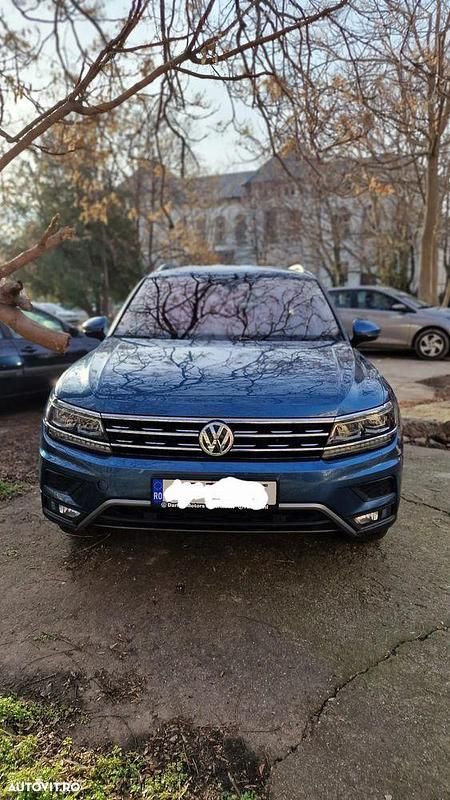 Culoarealbastru Utilizat 2019 VW Tiguan Highline SUV | 25.000 EUR (Scump) - Imagine 1/4