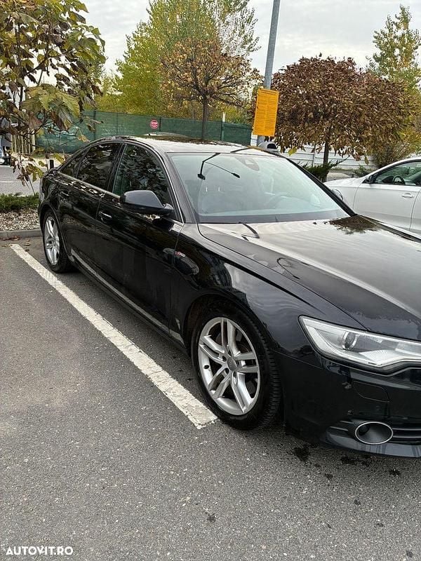 Culoarenegru Utilizat 2012 Audi A6 Berlinǎ | 10.000 EUR (Preț OK) - Imagine 1/4