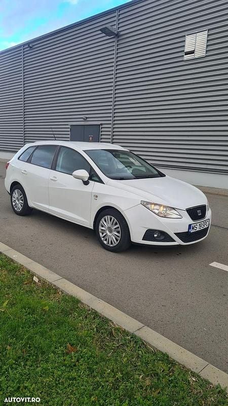Culoarealb Utilizat 2010 Seat Ibiza ST Style Break | 3.200 EUR (Preț OK) - Imagine 1/4