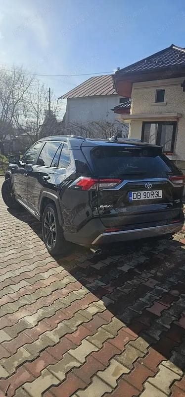 Second-hand Toyota RAV4 Hybrid Edition 222 CP (163 kW) 2020 Negru SUV