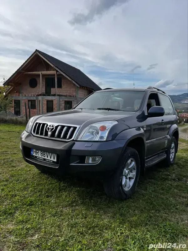 Utilizat 2005 Toyota Land Cruiser SUV | 9.800 EUR (Super Preț) - Imagine 1/4