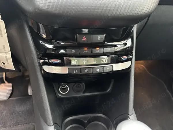 Second-hand Peugeot 208 81 CP (59 kW) 2018 Hatchback