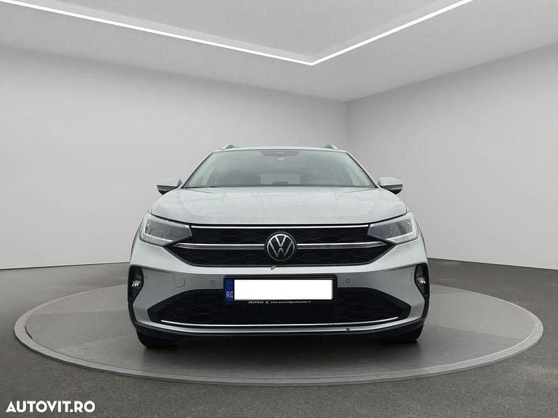 Second-hand VW Taigo Style 150 CP (110 kW) 2023 Culoareargint SUV