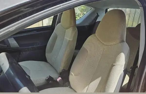 Utilizat 2008 Peugeot 107 Hatchback | 1.100 EUR - Imagine 1/4