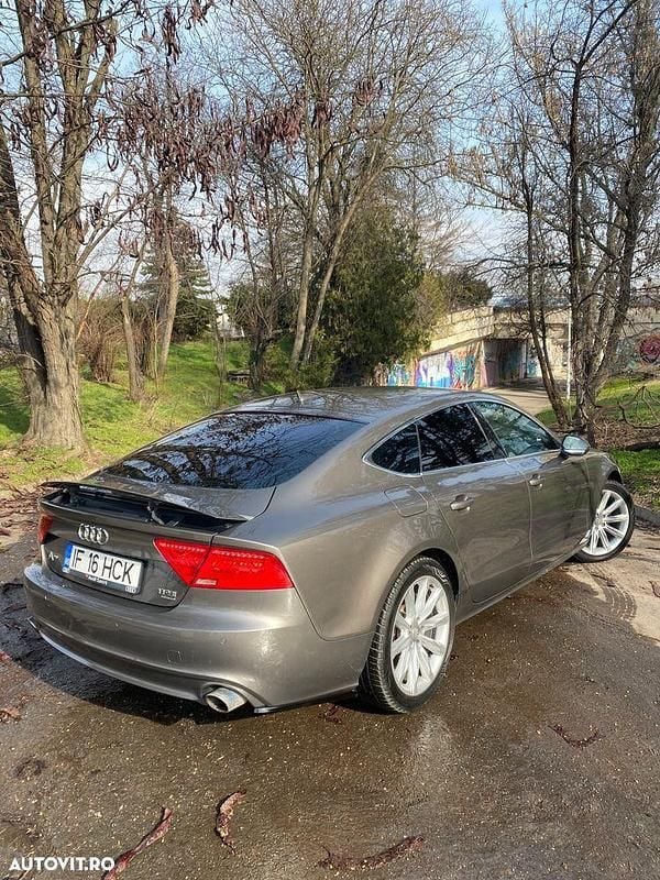 Second-hand Audi A7 Sport 300 CP (220 kW) 2011 Culoaregri Hatchback