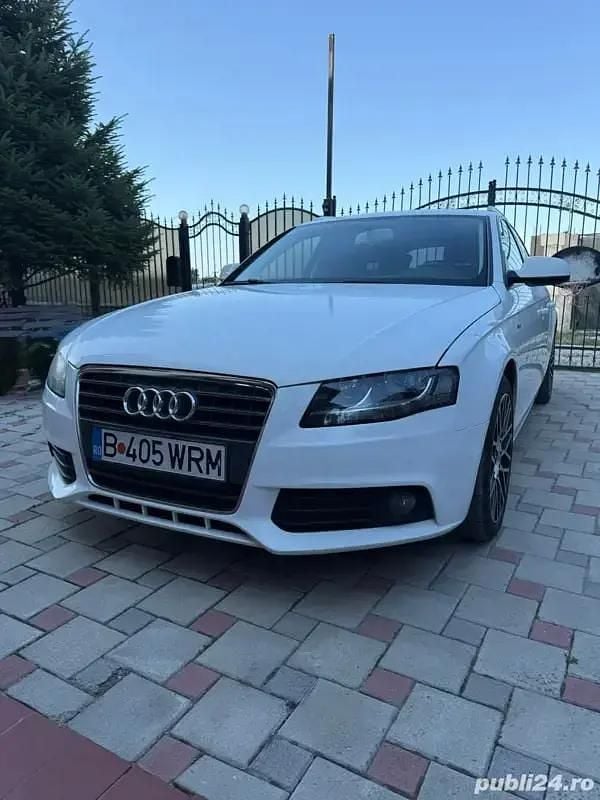 Alb Utilizat 2012 Audi A4 S-Line Berlinǎ | 6.100 EUR (Preț bun) - Imagine 1/4