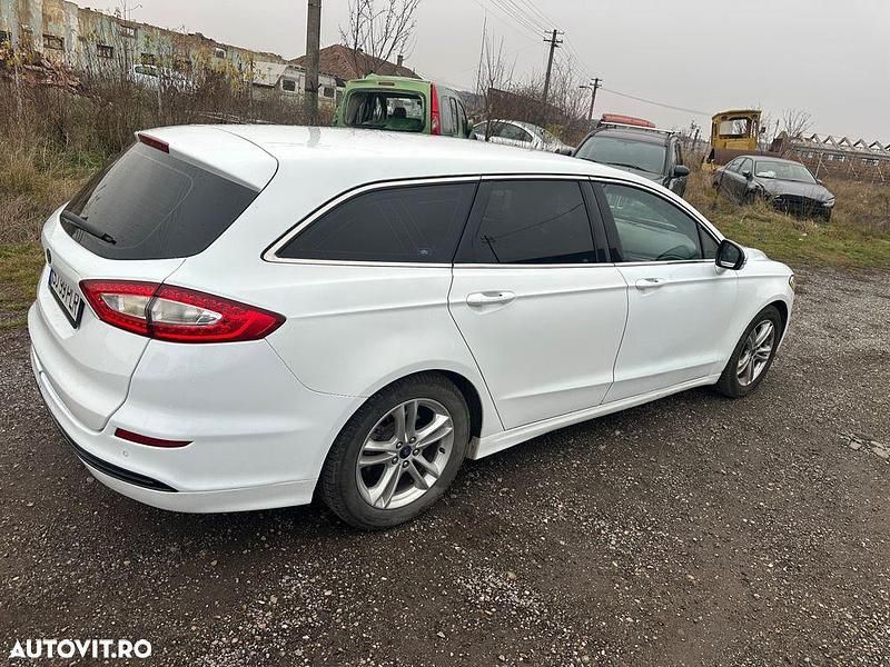 Second-hand Ford Mondeo 210 CP (154 kW) 2015 Culoarealb Break