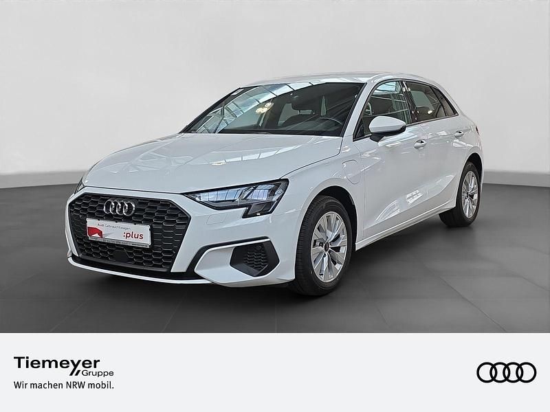 Utilizat 2023 Audi A3 Sportback e-tron Hatchback | 29.480 EUR - Imagine 1/1