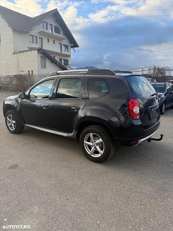 Second-hand Dacia Duster Lauréate 110 CP (80 kW) 2013 Culoarenegru SUV
