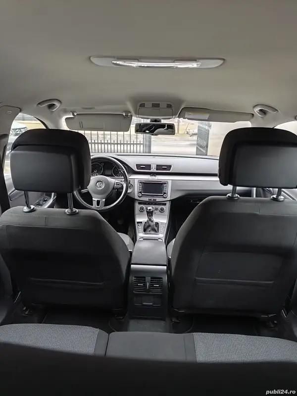 Albastru Utilizat 2013 VW Passat Break | 4.200 EUR (Preț OK) - Imagine 1/4