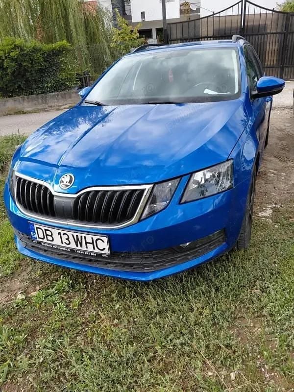 Utilizat 2019 Skoda Octavia Break | 11.500 EUR (Super Preț) - Imagine 1/4