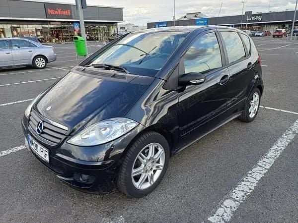 Second-hand Mercedes A180 109 CP (80 kW) 2007 Negru Hatchback