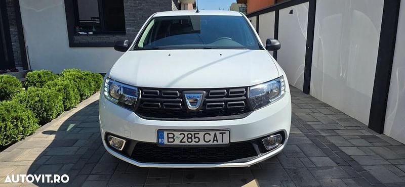 Alb Utilizat 2020 Dacia Logan Berlinǎ | 8.400 EUR (Preț bun) - Imagine 1/4