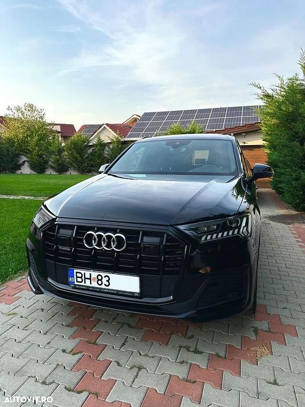Second-hand Audi Q7 S-Line 286 CP (210 kW) 2022 Culoarenegru SUV