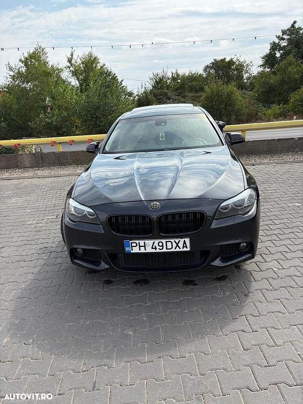 Culoarenegru Utilizat 2010 BMW 520 Berlinǎ | 10.500 EUR (Scump) - Imagine 1/4