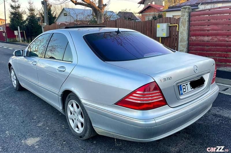 Second-hand Mercedes S320 2005 Berlinǎ