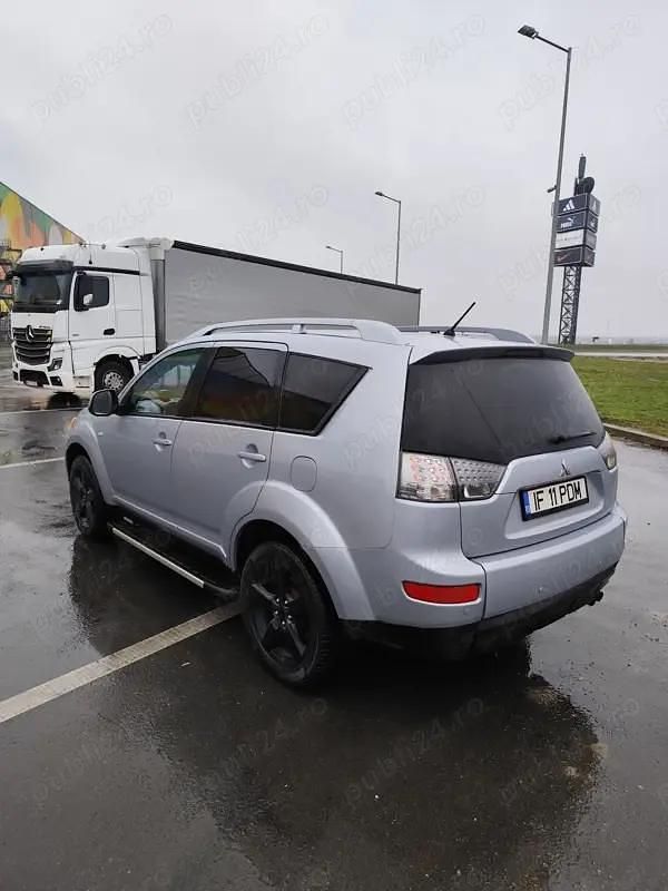 Second-hand Mitsubishi Outlander Instyle 140 CP (102 kW) 2007 Gri SUV