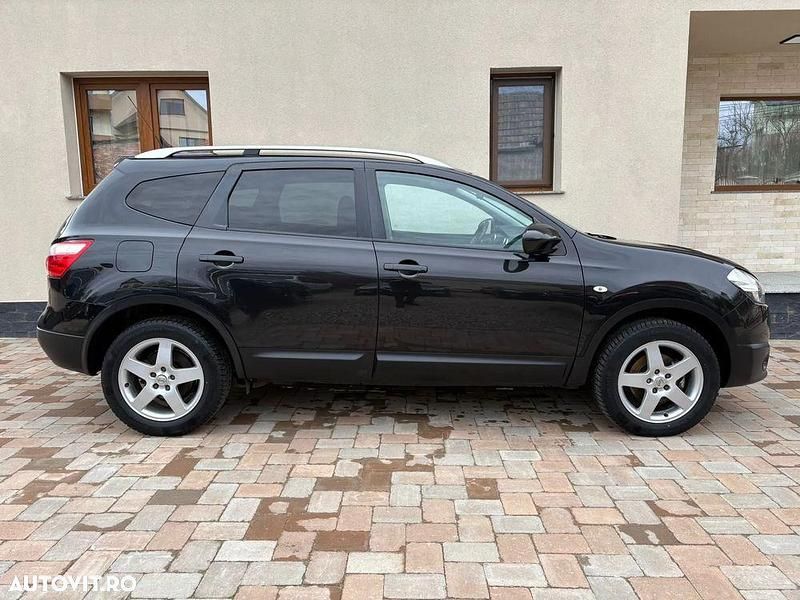 Second-hand Nissan Qashqai +2 110 CP (80 kW) 2011 Culoarenegru SUV