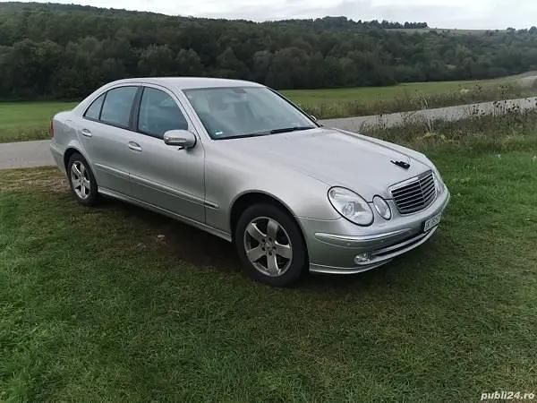 Utilizat 2004 Mercedes 320 Berlinǎ | 3.800 EUR - Imagine 1/2