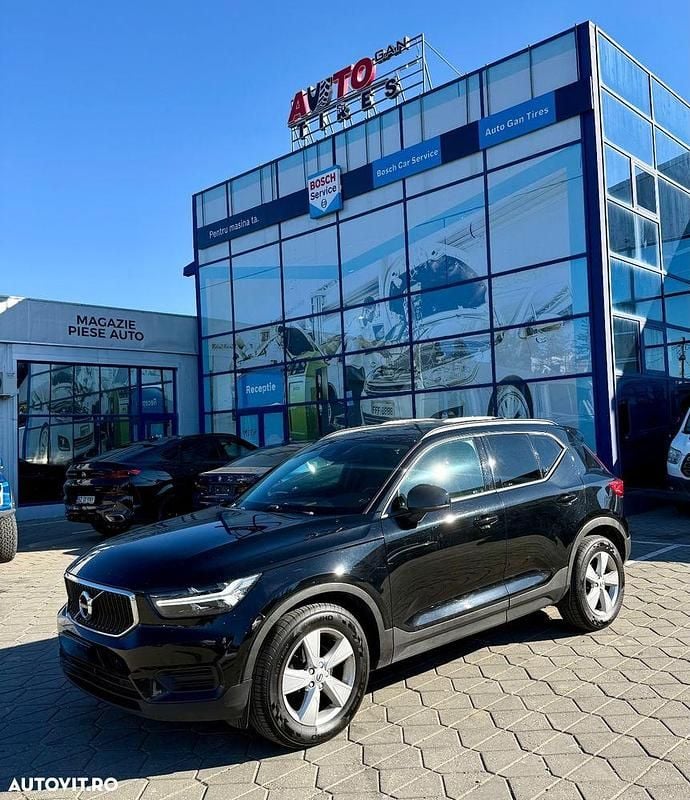 Culoarenegru Utilizat 2019 Volvo XC40 Inscription SUV | 17.300 EUR - Imagine 1/4