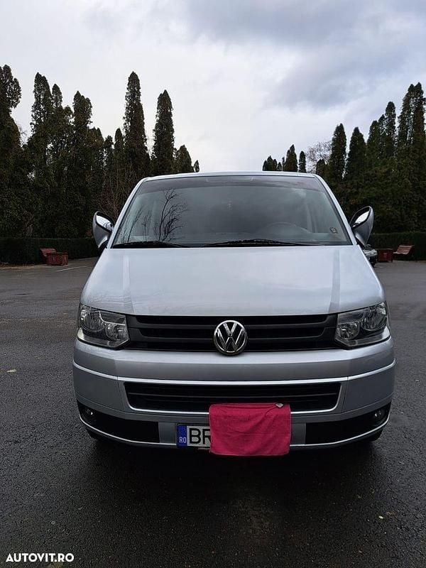 Second-hand VW Transporter Highline 180 CP (132 kW) 2013 Culoareargint Van