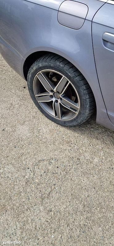 Second-hand Audi A6 140 CP (102 kW) 2006 Culoaregri Berlinǎ