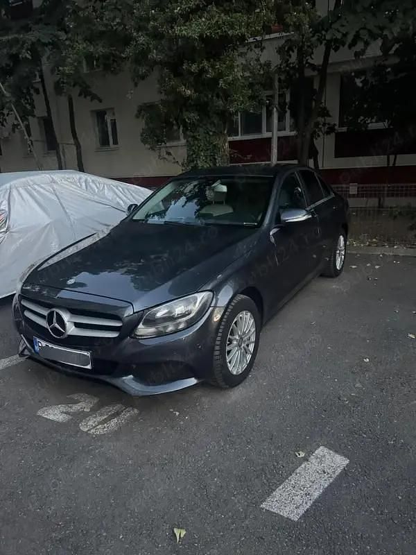 Second-hand Mercedes C200 115 CP (84 kW) 2015 Berlinǎ