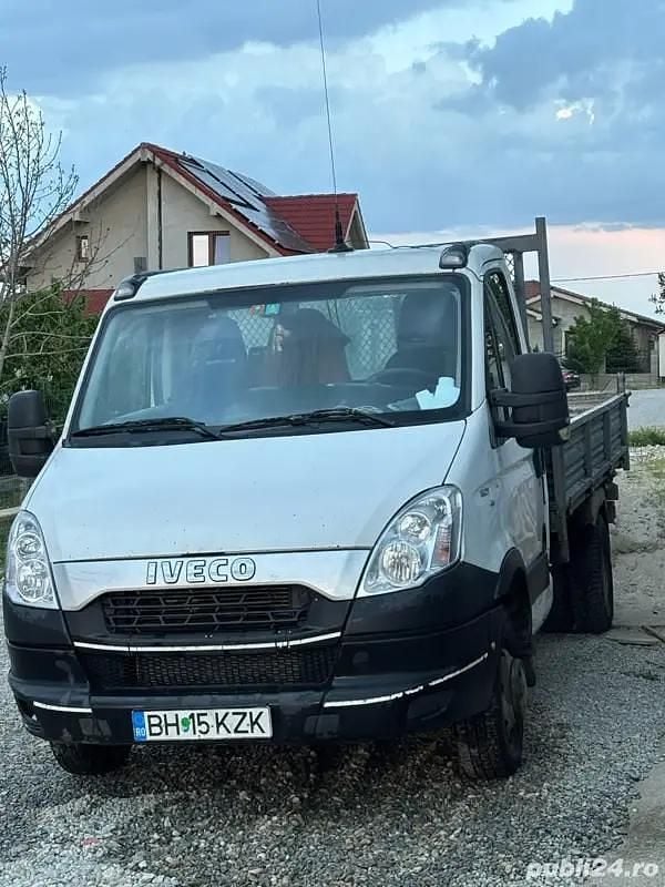Second-hand 2013 Iveco Daily | 13.500 EUR (Scump) - Imagine 1/4