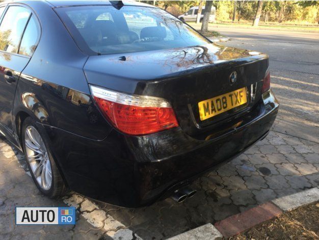 Negru Utilizat 2008 BMW 525 M Sport Berlinǎ | 3.500 EUR - Imagine 1/4