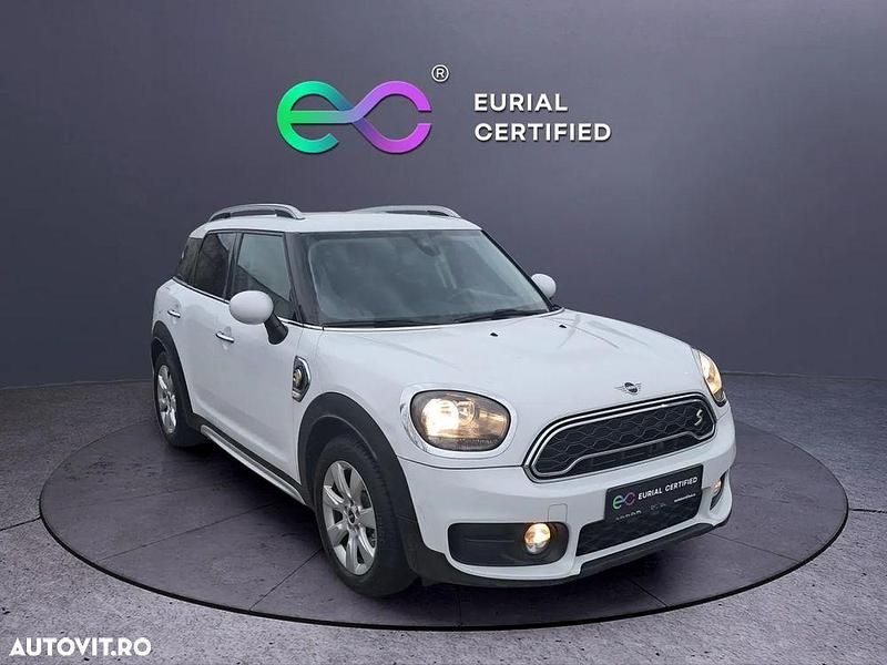 Second-hand Mini Cooper S Countryman 220 CP (161 kW) 2018 Culoarealb SUV