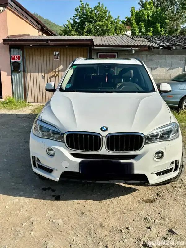 Alb Utilizat 2014 BMW X5 SUV | 19.500 EUR - Imagine 1/4