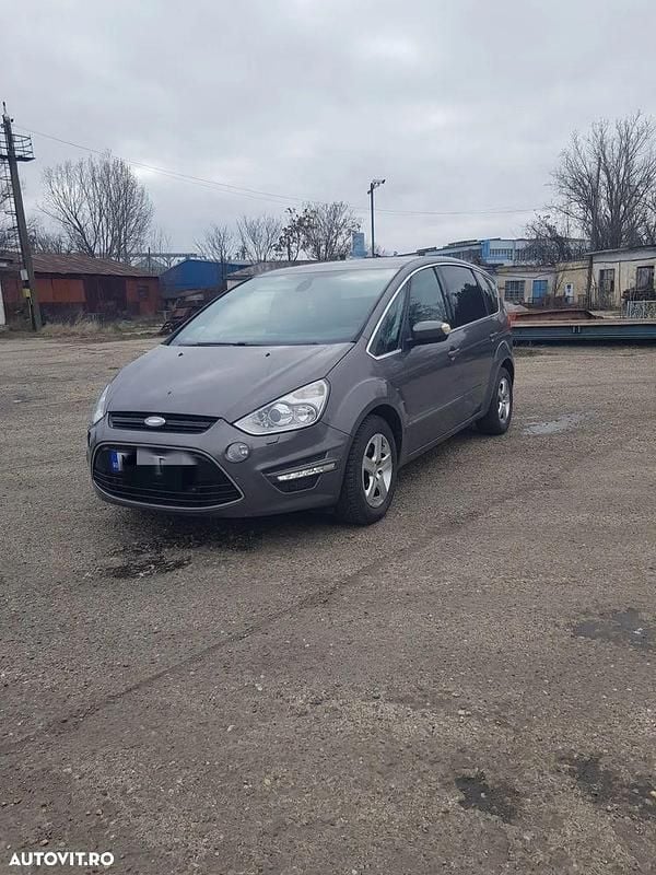 Second-hand Ford S-MAX Titanium X 163 CP (119 kW) 2011 Culoaremaro Monovolum
