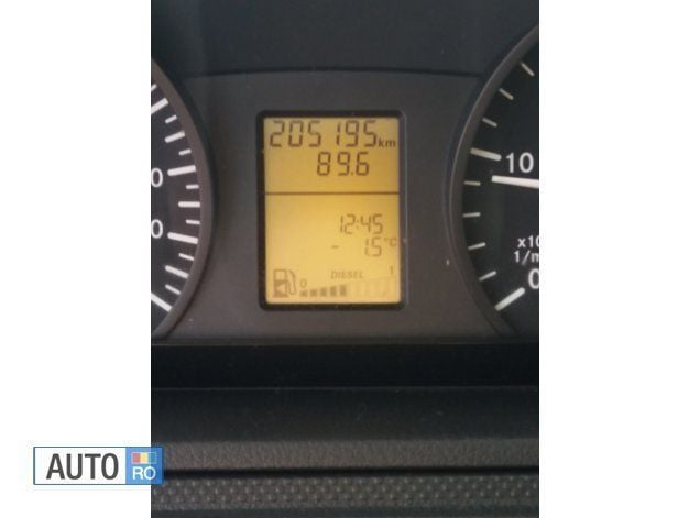 Second-hand Mercedes Vito 97 CP (71 kW) 2011 Alb Van