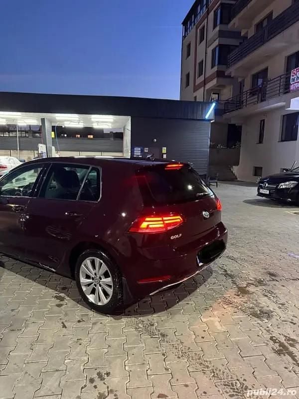 Visiniu Utilizat 2018 VW Golf VII Hatchback | 13.000 EUR (Puțin scump) - Imagine 1/4