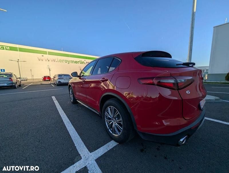Second-hand Alfa Romeo Stelvio Super 190 CP (139 kW) 2019 Culoarerosu SUV