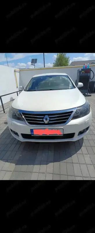 Alb Utilizat 2012 Renault Latitude Berlinǎ | 4.500 EUR - Imagine 1/4