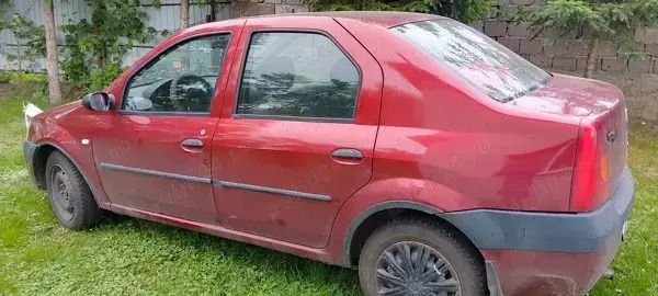 Utilizat 2005 Dacia Logan Berlinǎ | 1.650 EUR (Preț OK) - Imagine 1/4