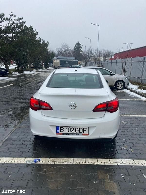 Second-hand Opel Astra drive 115 CP (84 kW) 2016 Culoarealb Berlinǎ