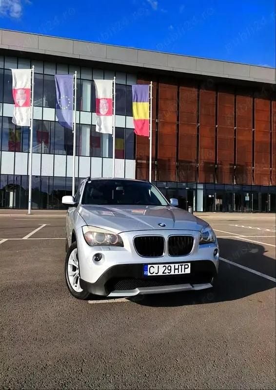 Gri Utilizat 2010 BMW X1 SUV | 7.999 EUR (Scump) - Imagine 1/4