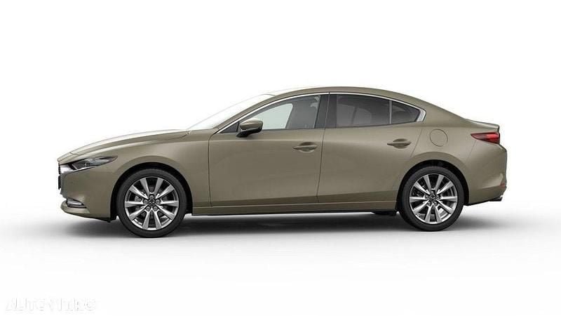 Nouă Mazda 3 Center-Line 186 CP (136 kW) 2025 Culoareverde Berlinǎ