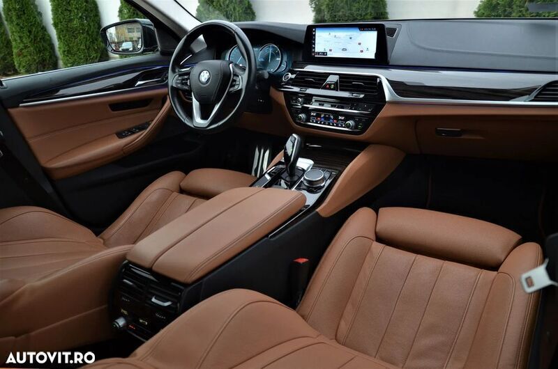 Negru Utilizat 2017 BMW 530 Berlinǎ | 23.999 EUR (Preț OK) - Imagine 1/4