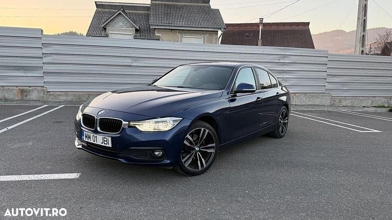 Culoarealbastru Utilizat 2019 BMW 320 Sport Line Berlinǎ | 14.000 EUR (Super Preț) - Imagine 1/4