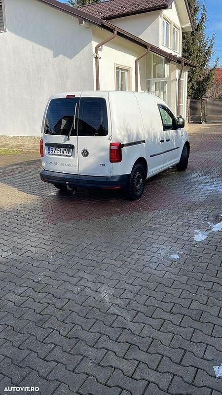 Second-hand VW Caddy 102 CP (75 kW) 2017 Culoarealb Monovolum
