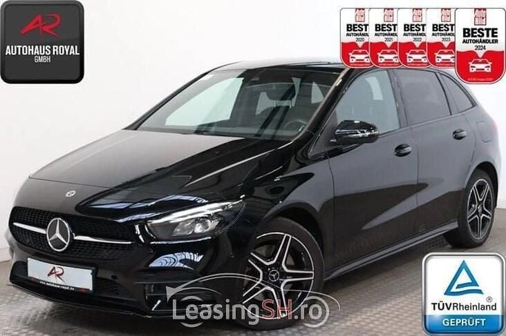 Negru Utilizat 2022 Mercedes A250 | 32.800 EUR - Imagine 1/4