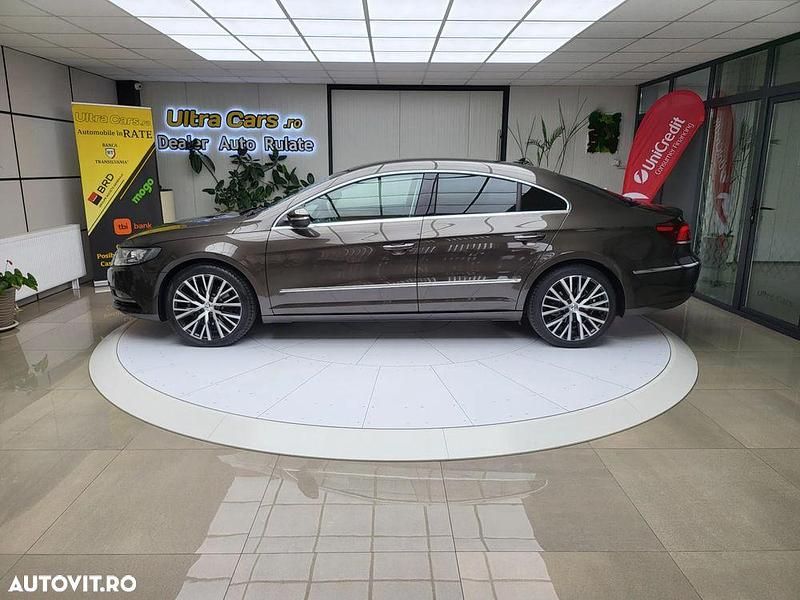 Second-hand VW Passat 160 CP (117 kW) 2013 Culoaremaro Berlinǎ