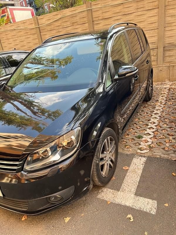 Utilizat 2012 VW Touran Monovolum | 6.900 EUR (Preț OK) - Imagine 1/4