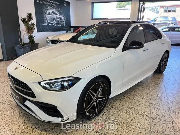 Alb Utilizat 2022 Mercedes C300 AMG Berlinǎ | 57.455 EUR (Scump) - Imagine 1/4