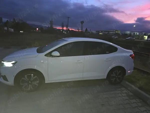 Second-hand Dacia Logan 90 CP (66 kW) 2023 Hatchback
