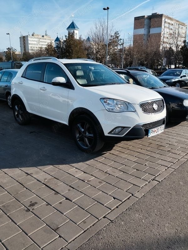 Utilizat 2012 Ssangyong Korando Hatchback | 4.500 EUR - Imagine 1/4